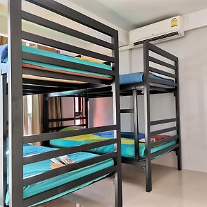 Dormitory Room Mixed